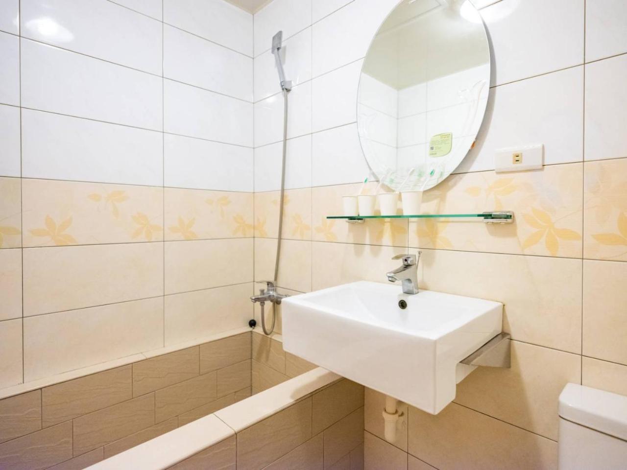 Star Hotel Kaohsiung Dış mekan fotoğraf